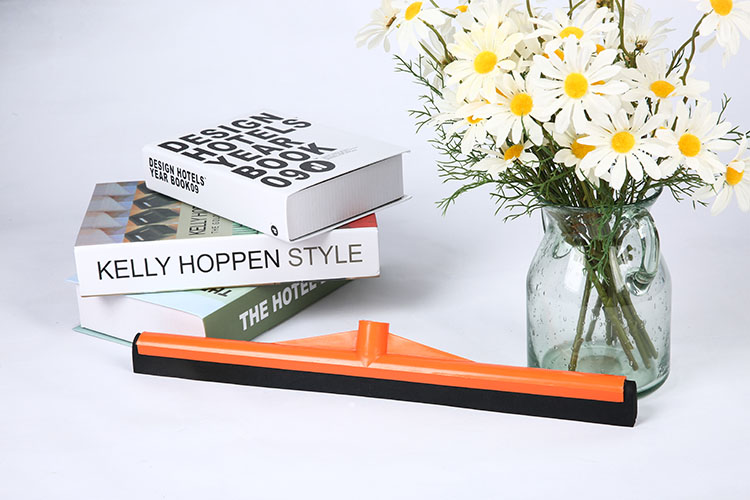 Chinese factory wholesale price high quality plastic scraper equipped with TPR strip